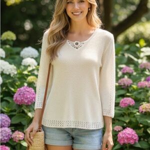 Elegant Cream  Knit Sweater size Large